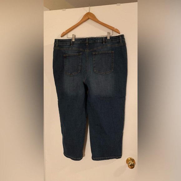 025 DC denim capris - Picture 2 of 5